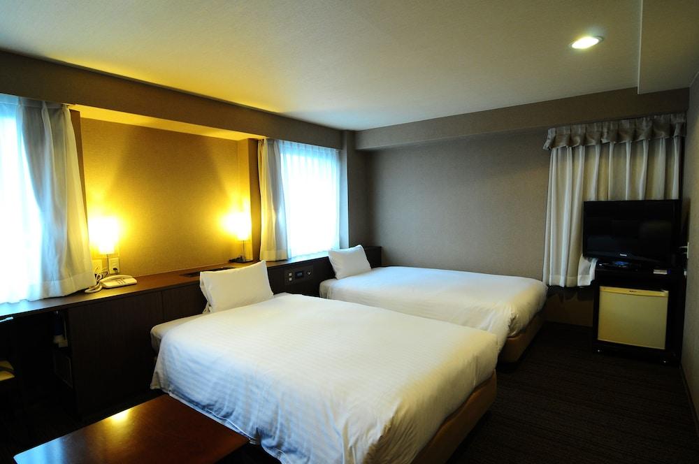Toei 3* Fukuoka (Fukuoka)
